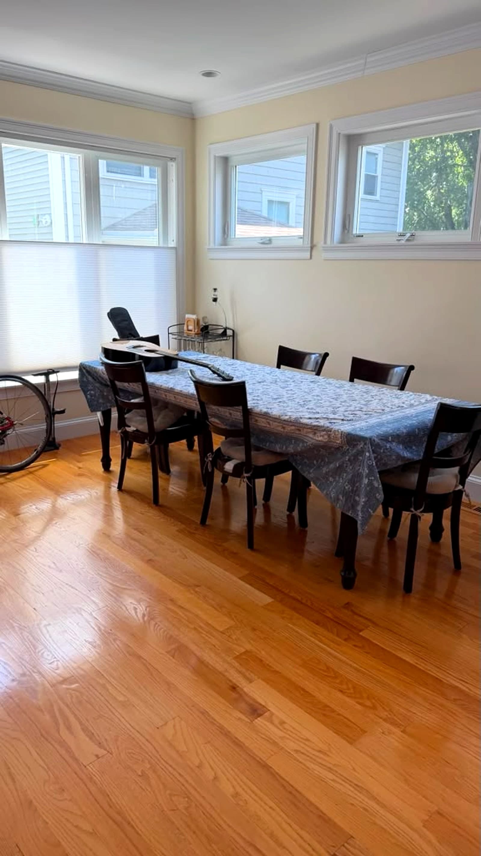Dining room, after an AM Cleaning visit