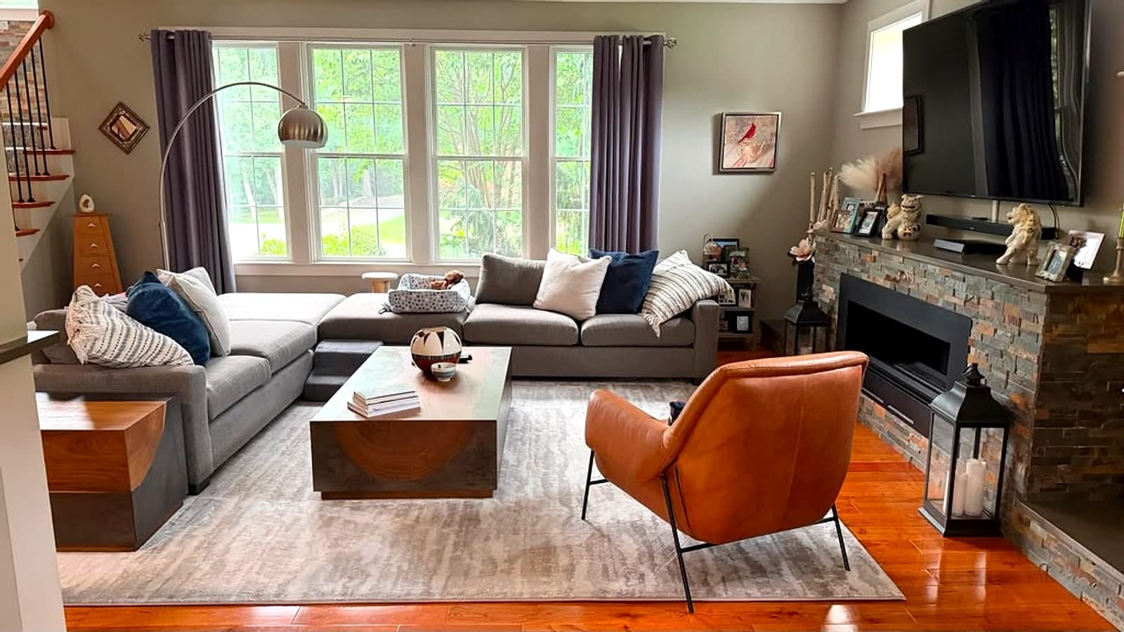 Living room, after an AM Cleaning visit